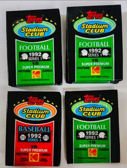 Nineteen 1992 Topps Stadium Club Baseball Packs