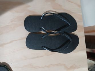 New Havaianas Sandals