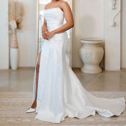 Corston Couture Kiss Me Wedding Dress - Size 6/8