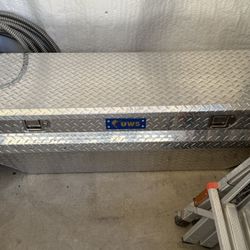 Truck Took Box