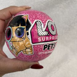 LOL SURPRISE  PET 