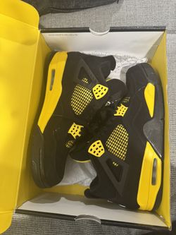 Jordan 4 Thunder Sz 11