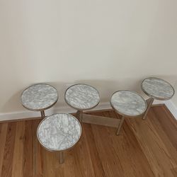 Unique Pad Table