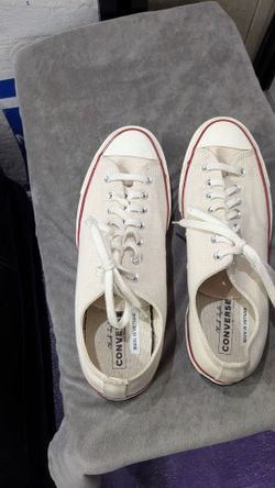 Men's Converse 10 and 1/2 size