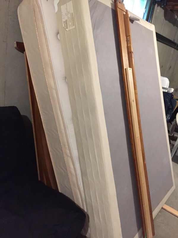 Full size mattress, box, headboard and footboard