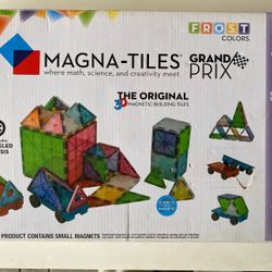 Magna Tiles Grand Prix 50 piece set
