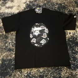 🦍 Bape Shark Camo Head Tee – Size L