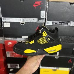 Jordan  Thunder 4s size 6.5Y USED But Clean