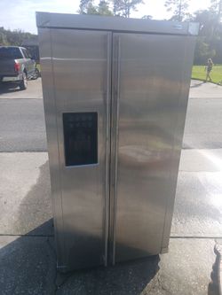 Ge monogram refrigerator