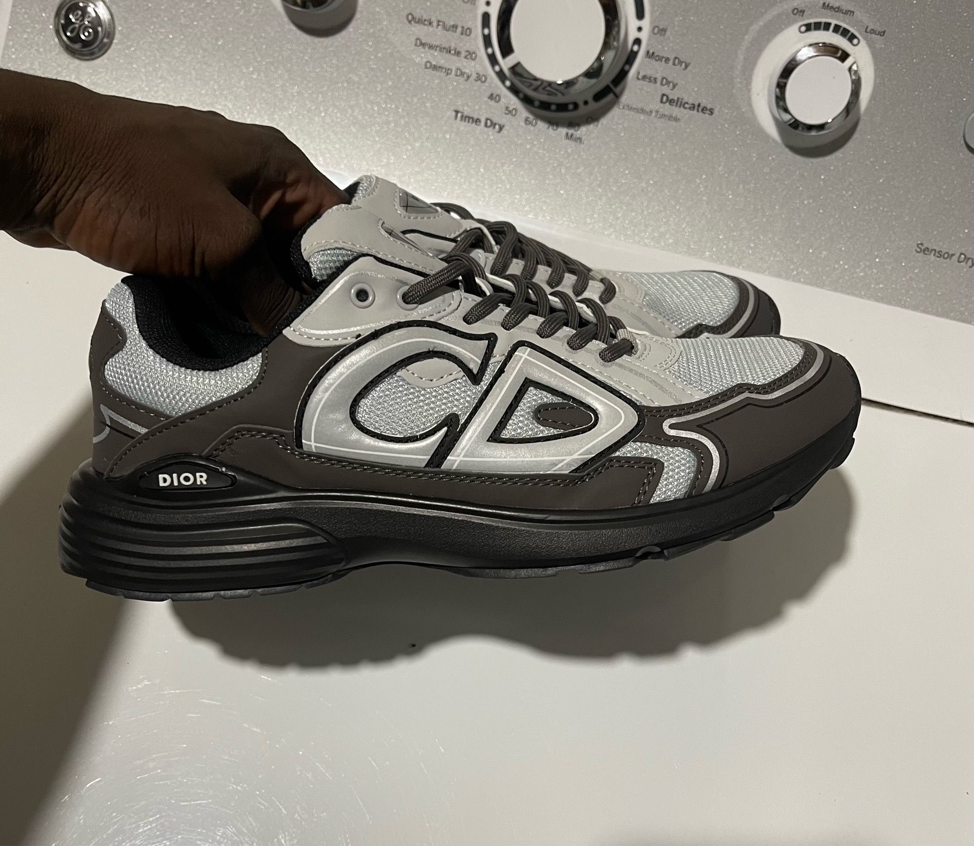 Dior b30