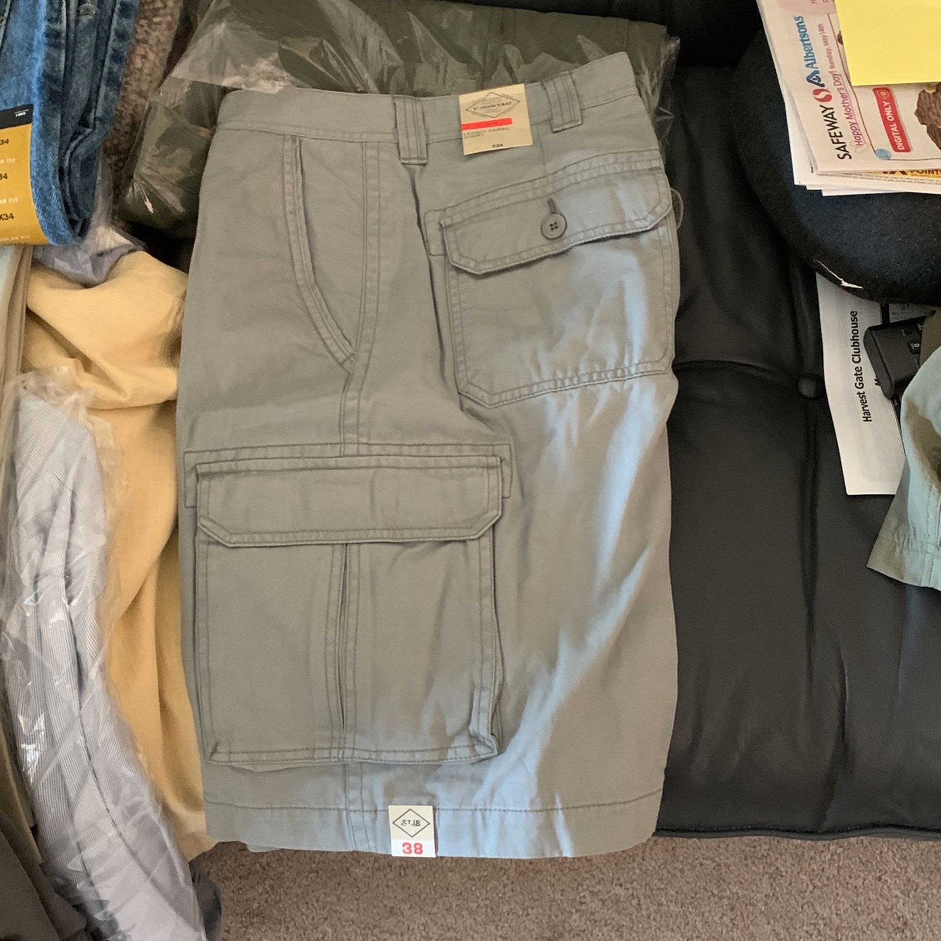 Mens Shorts/ Pants Size 38