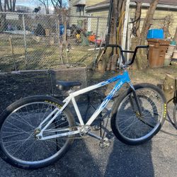 BMX, Fixie Wheelie Bike