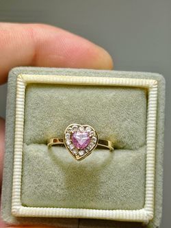 Wow 🤯! Solid 14K Gold Pink Heart Stone Ring – Beautiful Vintage piece !