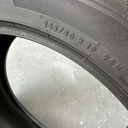 Set of 2 tires for sale! (245/40 R 19)
