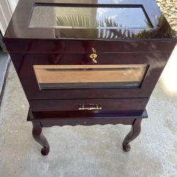 Cigar Humidor w/ Cigar Oasis Humidifier 