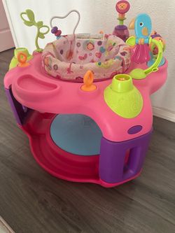 Walker / activity center