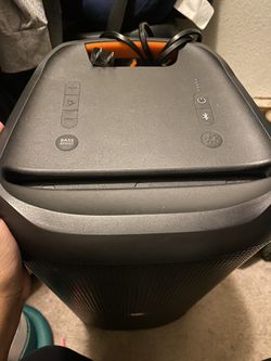 JBL Party box 100