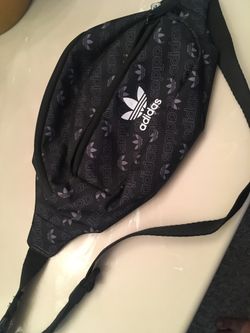 Adidas fanny pack