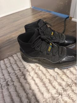 Jordan’s 11 gamma blue size 9