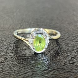 14k two tone solid gold diamond peridot ring