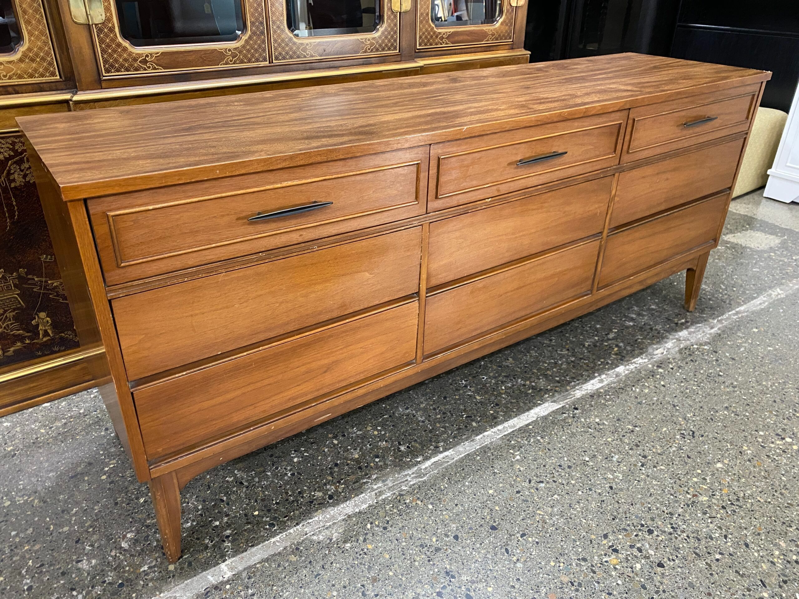 DIXIE Vintage Mid-Century Modern Walnut Finish 9-Drawer Low Dresser