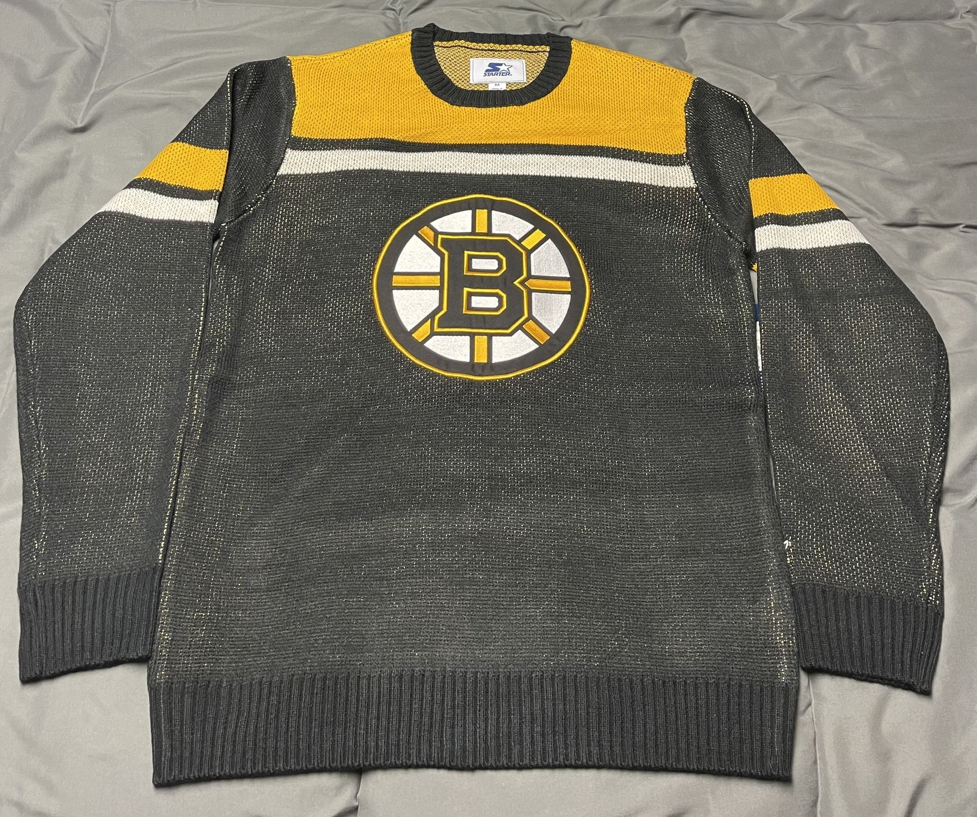 Men’s Boston Bruins Sweater - Size Medium