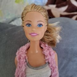Barbie Articlated Musician 2016