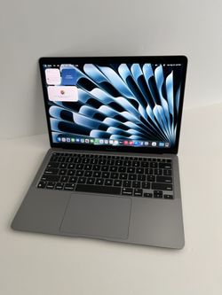 Apple MacBook Air 13 (2020 Model/ M1 chip) 8GB Memory 128GB storage great laptop (98% battery)