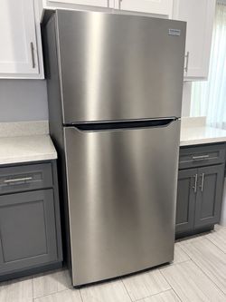 Frigidaire Refrigerator