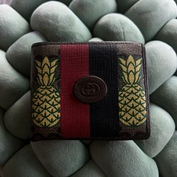 Gucci Wallet 