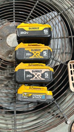 Dewalt 20v  batteries  with fast charger