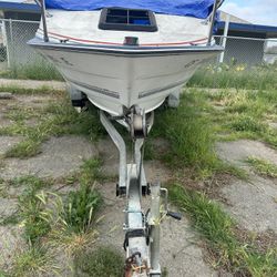 Bayliner 1986