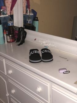 Guess sides size 5