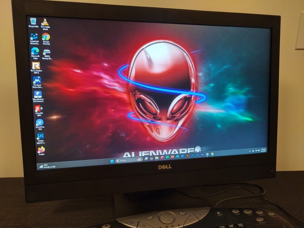 Dell - Optiplex 24 Inch All In One - Fast, Reliable Dependable - 100% Perfect $150