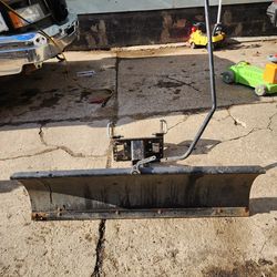Plow for tractor/ lawn mower