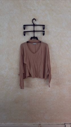 Urban Outfitters long sleeve size small