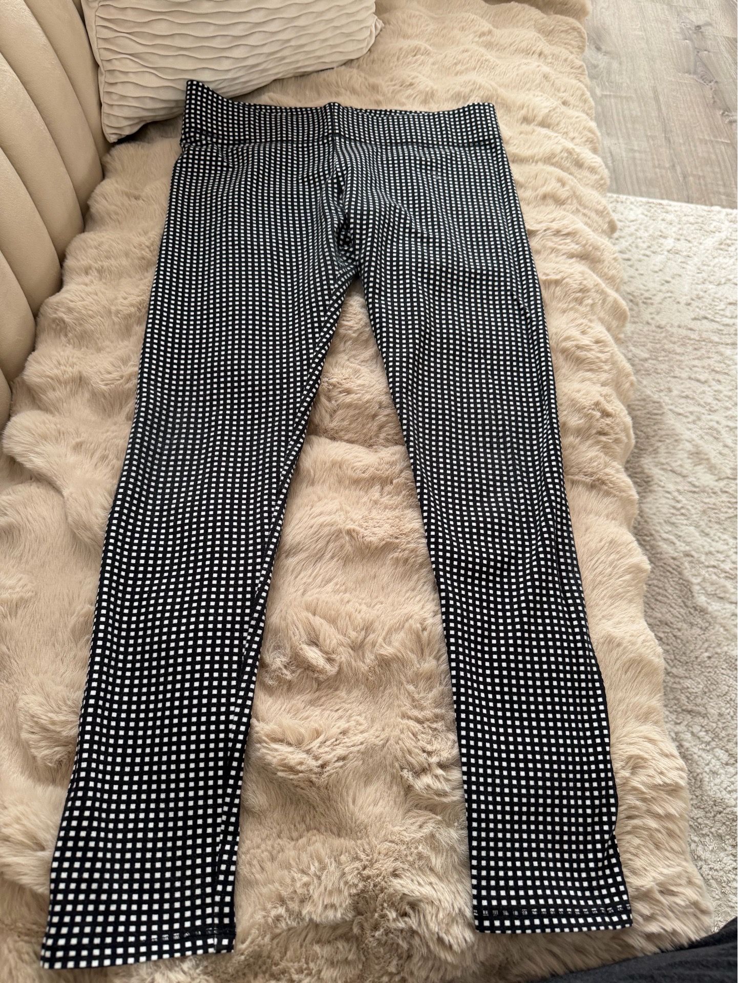 Women small leggings size Small