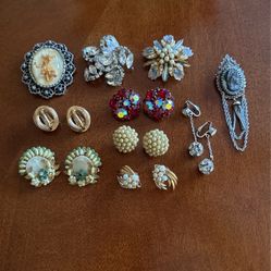 Vintage Costume Jewelry 