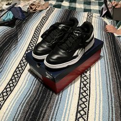 USED Reebok BB 4000 II