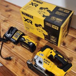 Dewalt 20V 'Max XR' Belt Sander, Jigsaw, battery, charger