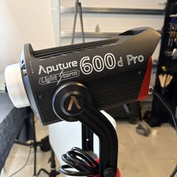 Aputure 600D Pro