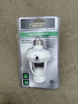 Defiant 360° Motion Light Control Sensor