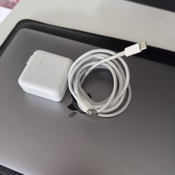 2017 MacBook , 12 Inch, 8gb And 256gb