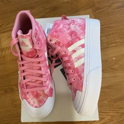 New Women’s Adidas Sz 7, 7.5, 8 Shoes Pink 