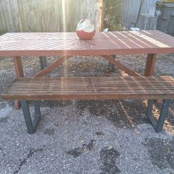 PATIO TABLE