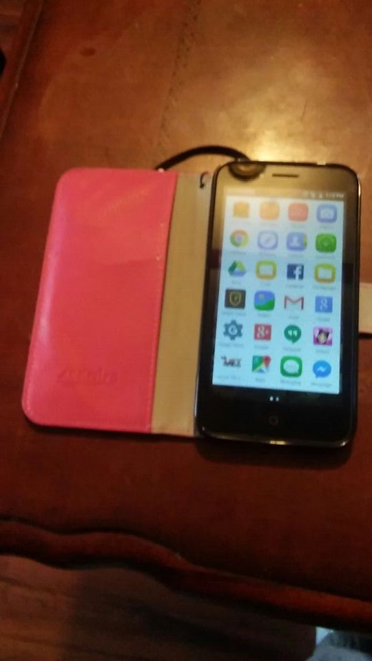 Boost mobile alcatel onetouch conquest phone