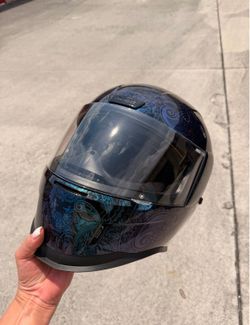 Women’s motorcycle helmet ⛑️