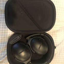 BOSE Quiet Comfort 35 wireless $190