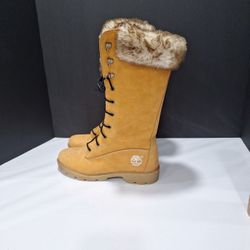 Women Timberland Fur Trim Boots- 5.5