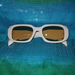 PRADA SUNGLASSES  Number SPR17WS